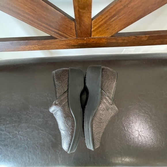 SafeTstep  comfort mules size 8 - Picture 12 of 16